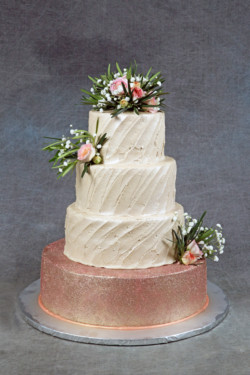 Metallic – Omaha Wedding Cake Gallery